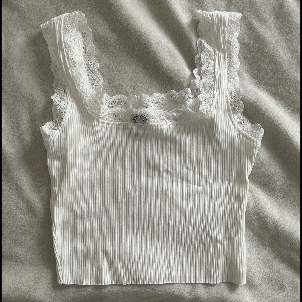Lace crop top